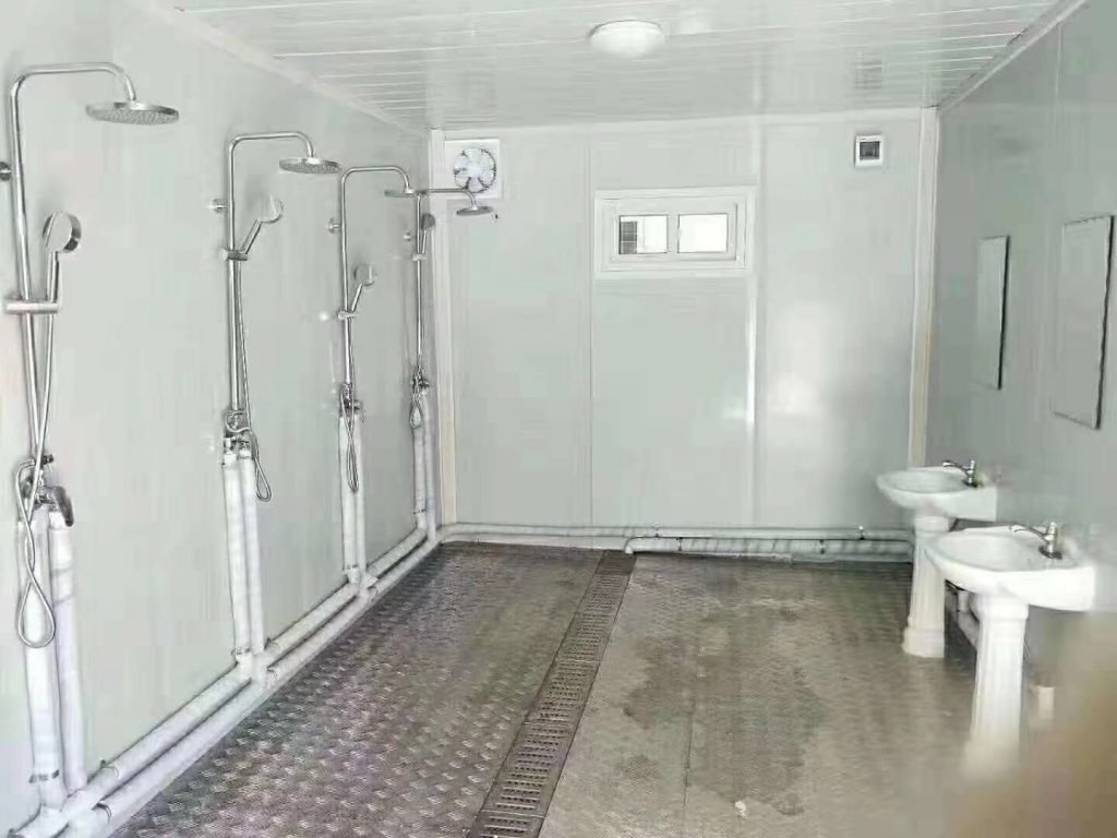 建工集团亦庄项目集装箱淋浴室